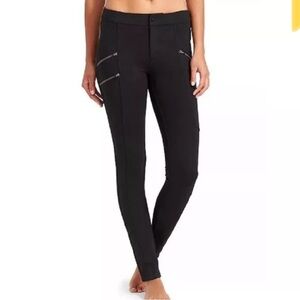 Athleta Leggings/ Jeans/ Jegging in Size 6